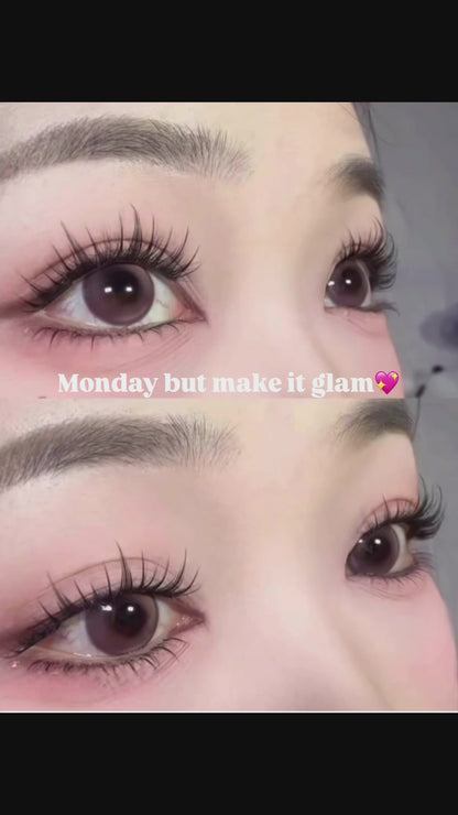 Minimal Monday - Natural Blossom Lashes